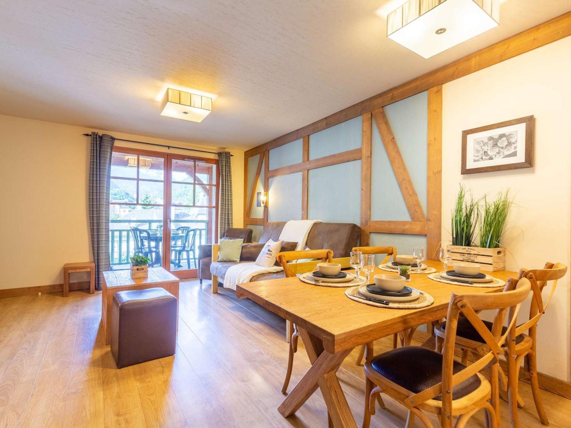 Appartement De 70 M² Au Centre-Ville Avec Piscine, Hammam, Sauna Et Balcon Bien Expose - Fr-1-296-392 Сен-Лари-Сулан Екстериор снимка